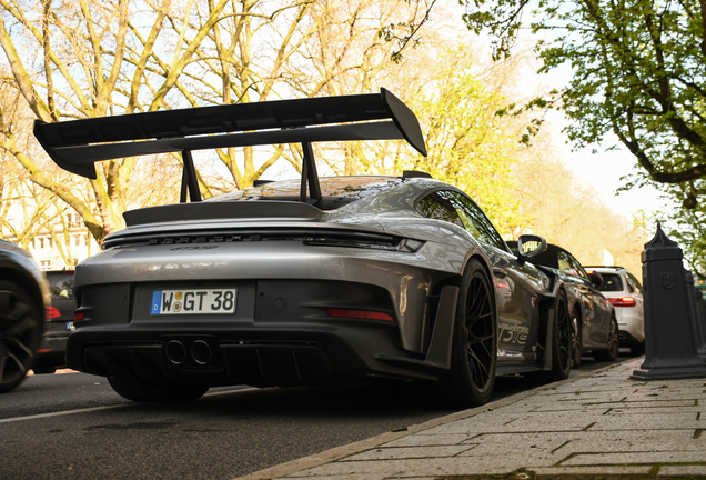 Porsche 992 GT3 RS