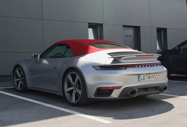 Porsche 992 Turbo Cabriolet