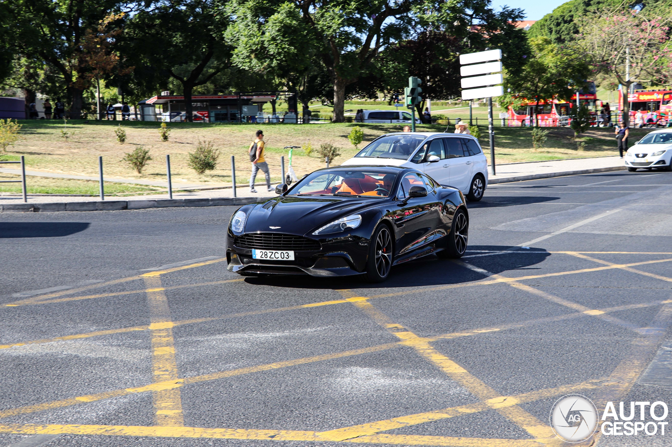 Aston Martin Vanquish 2013 17 September 2024 Autogespot