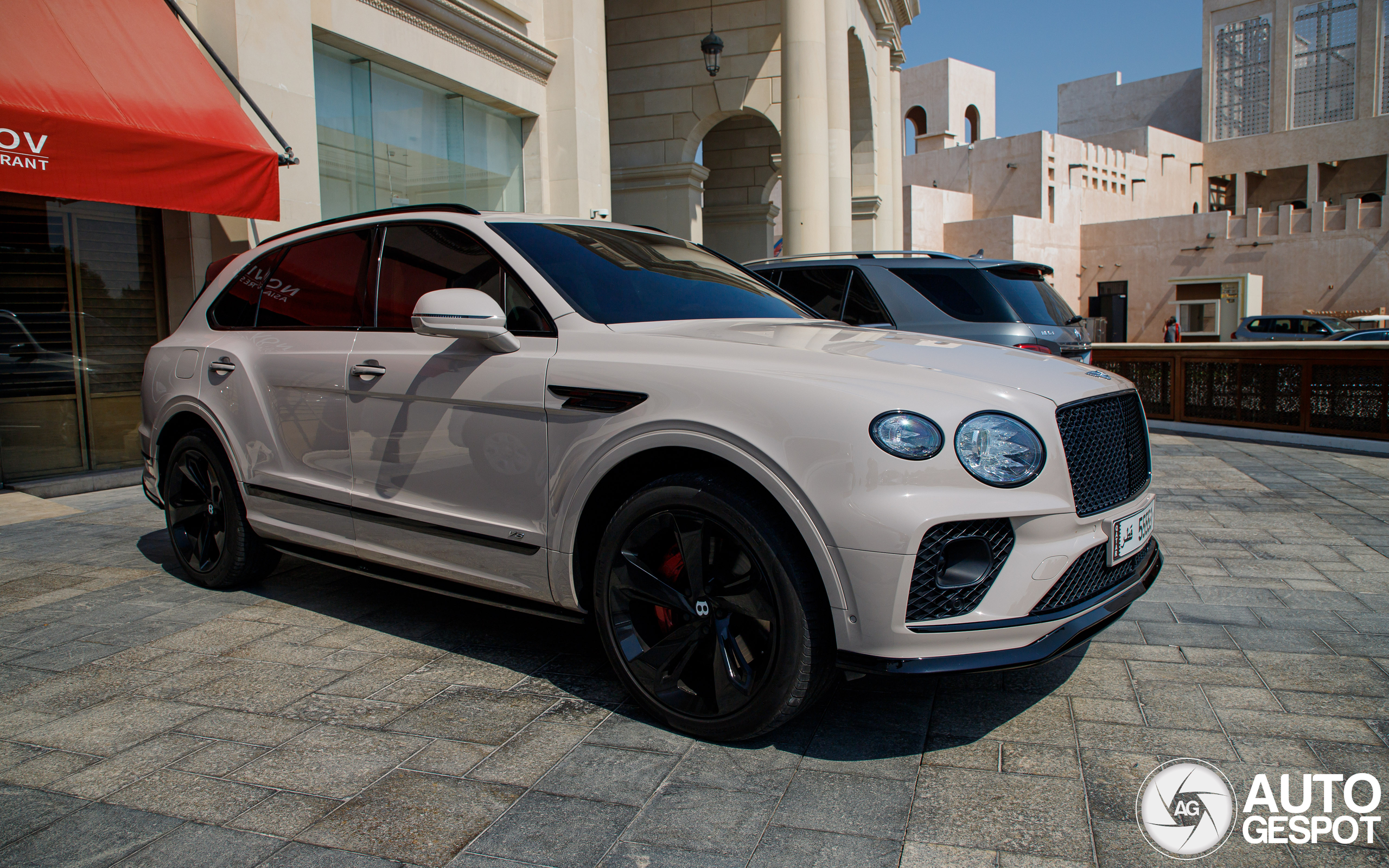 Bentley Bentayga V8 2021