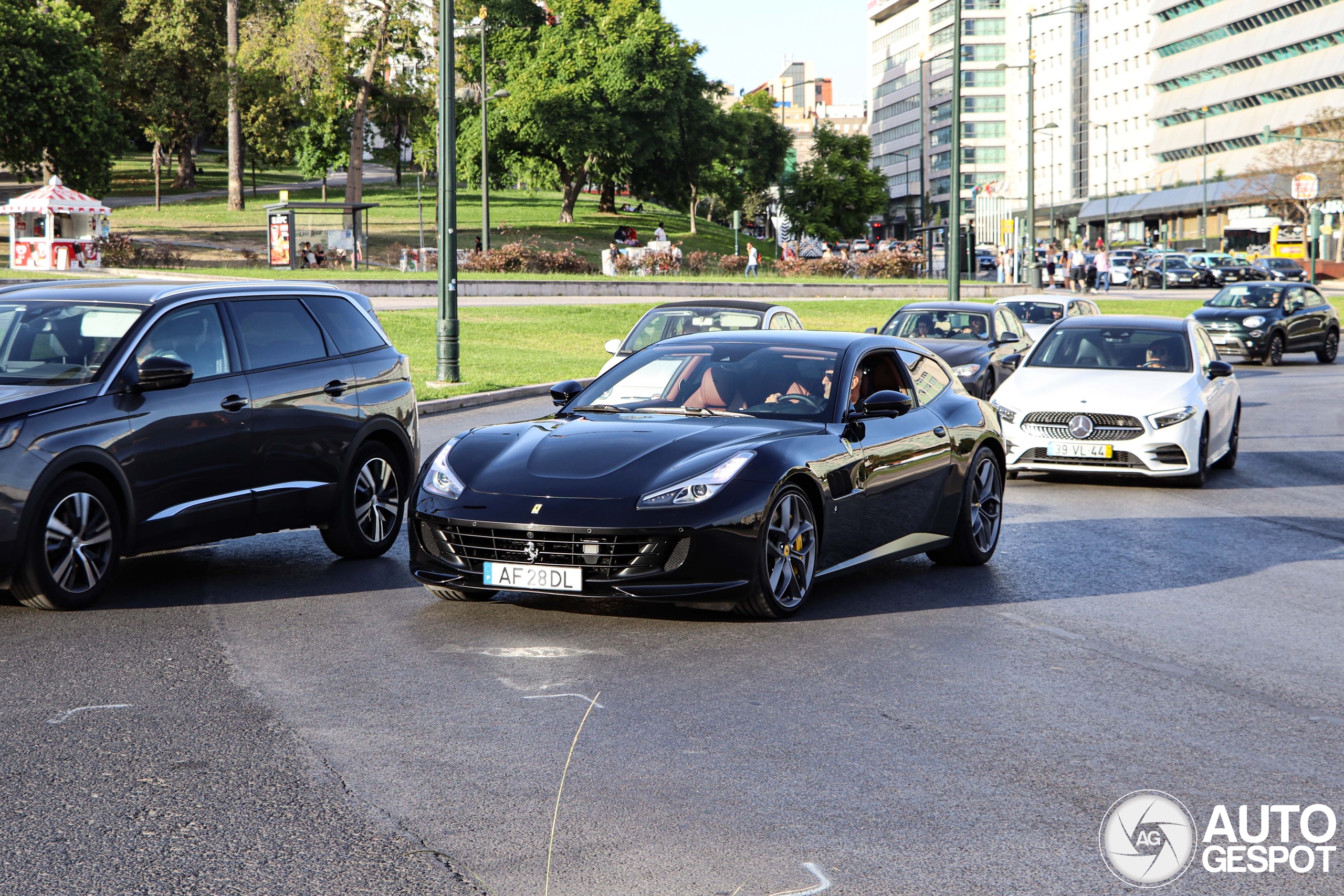 Ferrari GTC4Lusso T