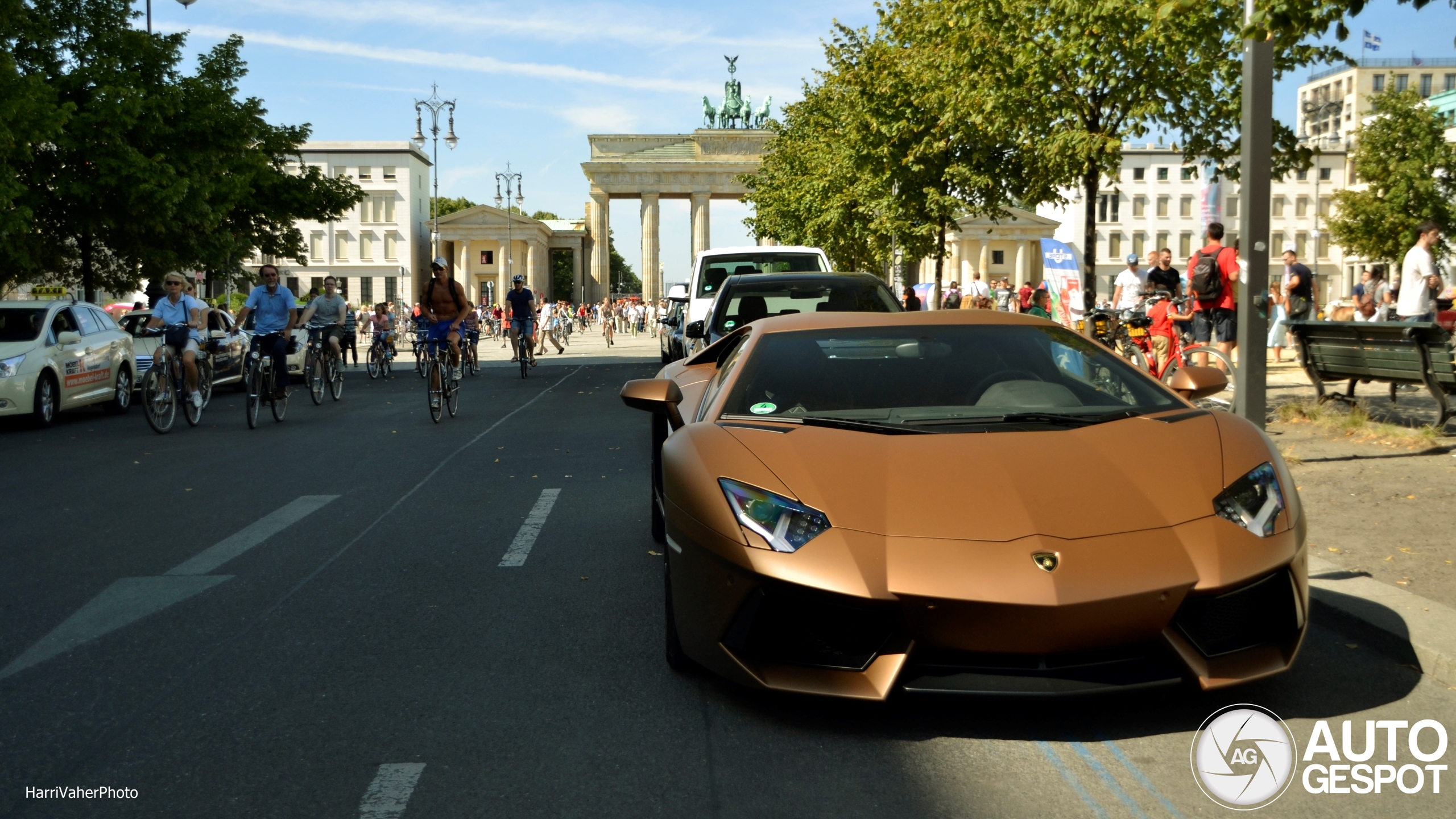 Lamborghini Aventador LP700-4