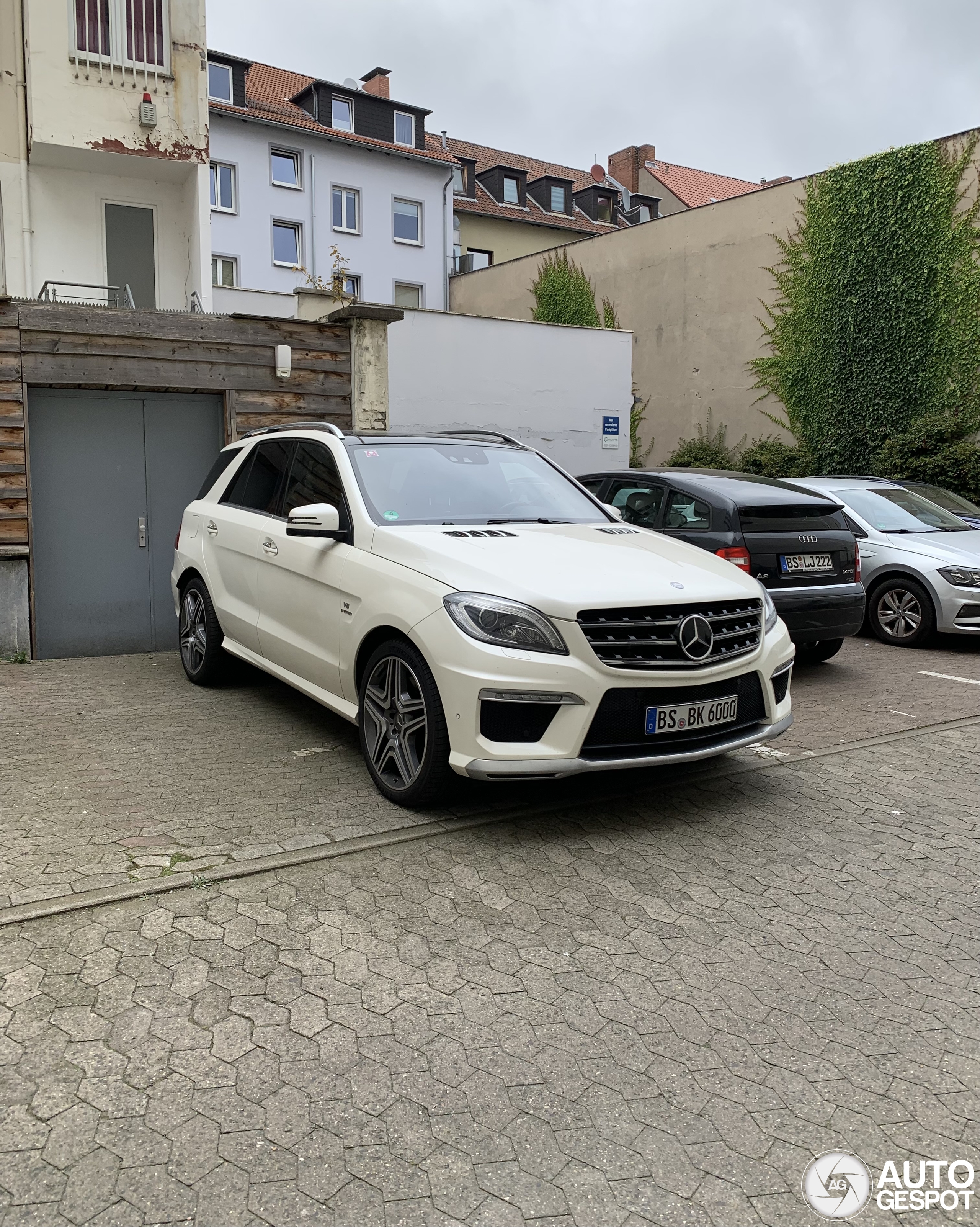 Mercedes-Benz ML 63 AMG W166