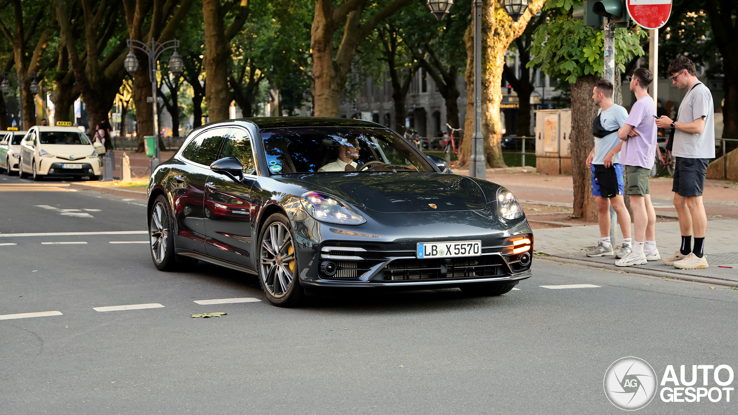 Porsche 971 Panamera Turbo S Sport Turismo MkII