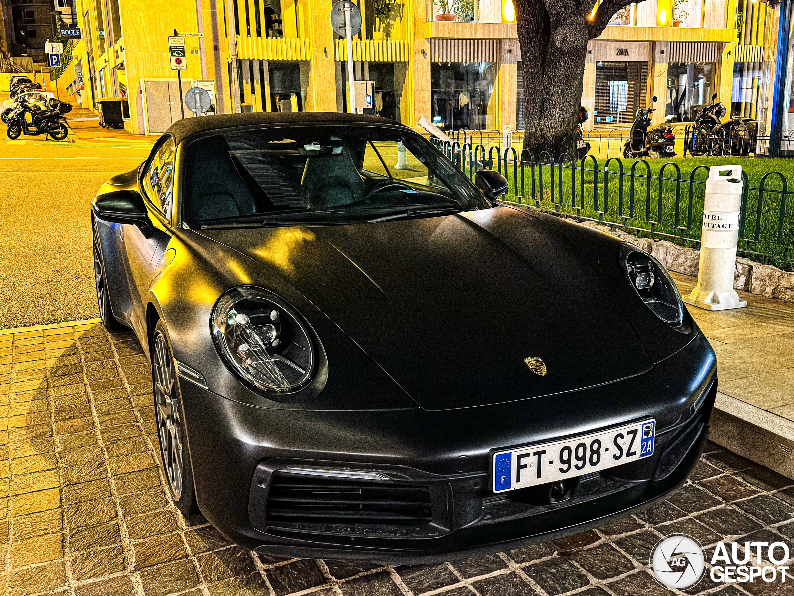 Porsche 992 Carrera 4S Cabriolet