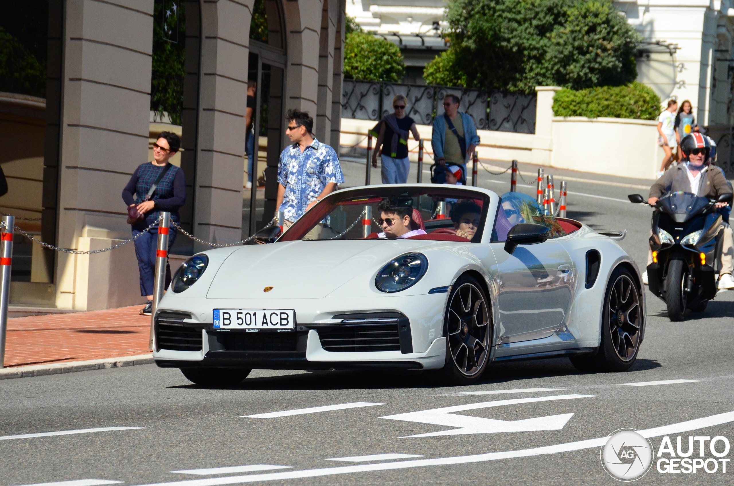 Porsche 992 Turbo Cabriolet