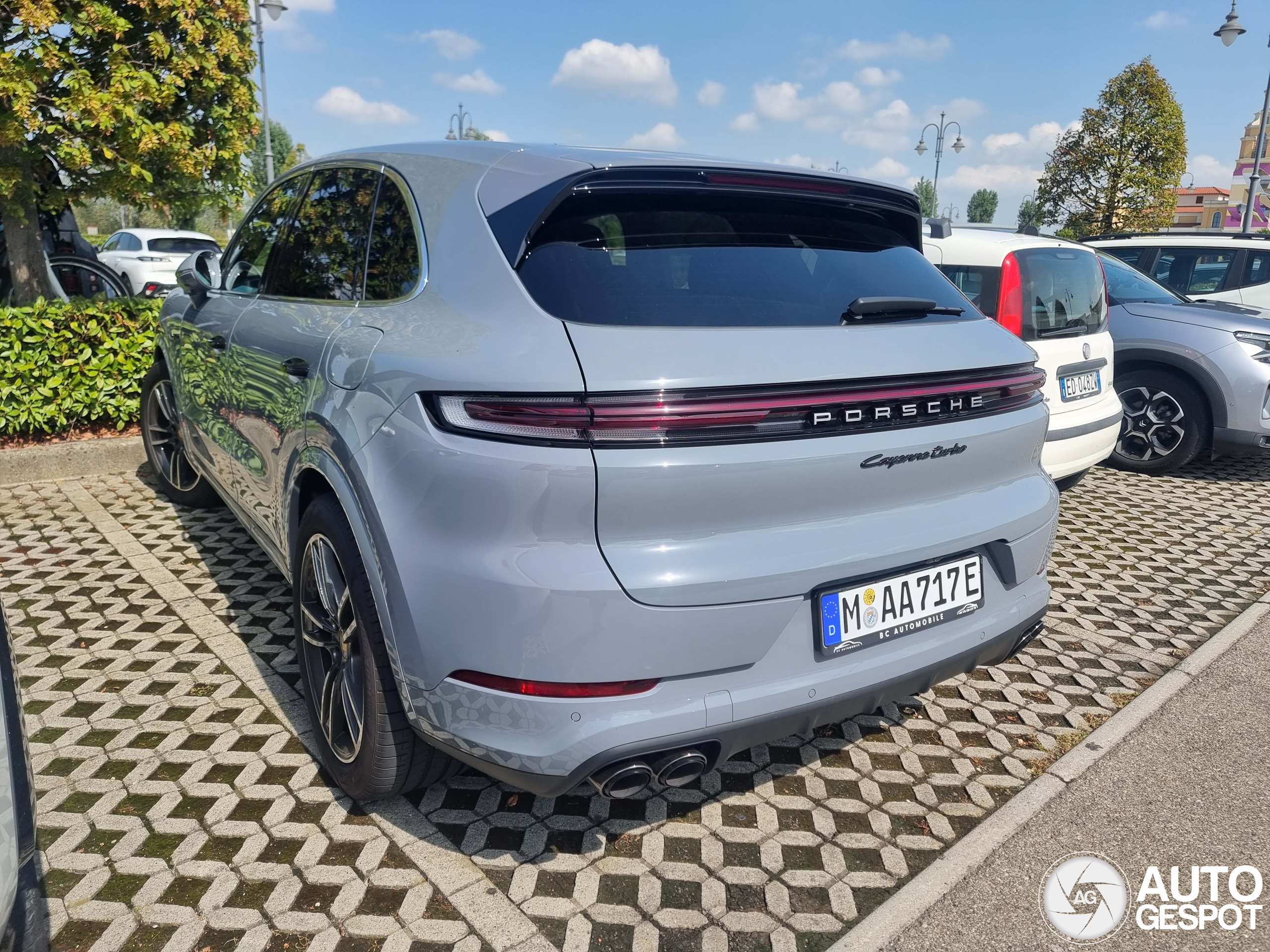 Porsche 9YA Cayenne Turbo E-Hybrid