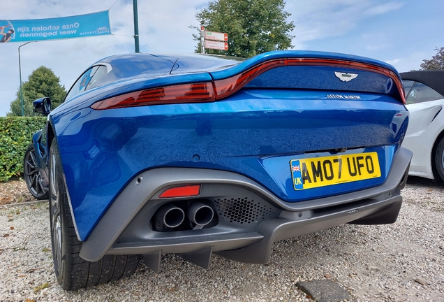 Aston Martin V8 Vantage 2018