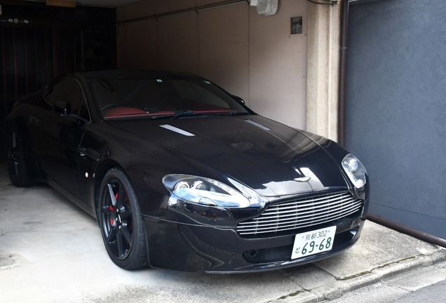 Aston Martin V8 Vantage