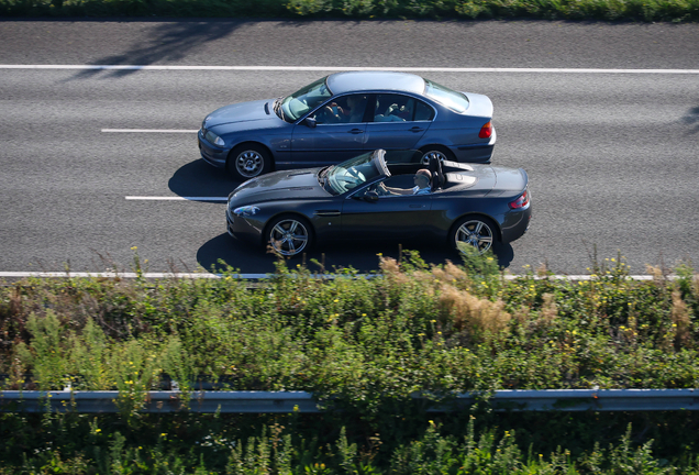 Aston Martin V8 Vantage Roadster