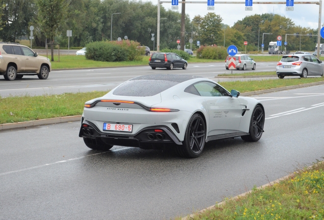 Aston Martin Vantage 2024