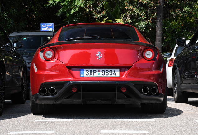 Ferrari FF