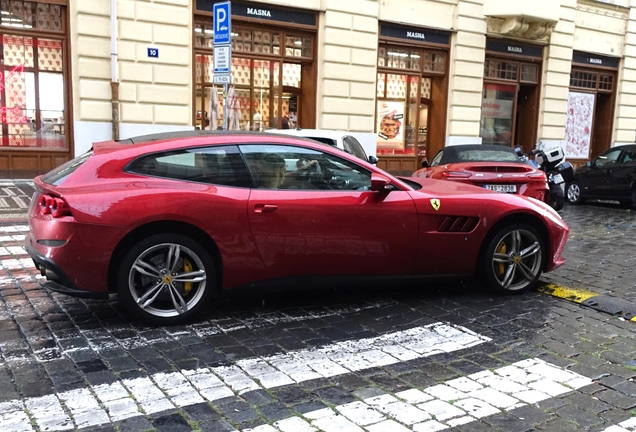 Ferrari GTC4Lusso