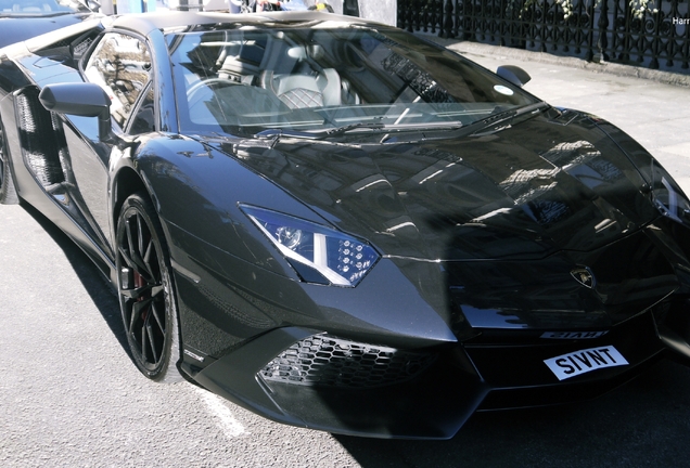 Lamborghini Aventador LP720-4 Roadster 50° Anniversario