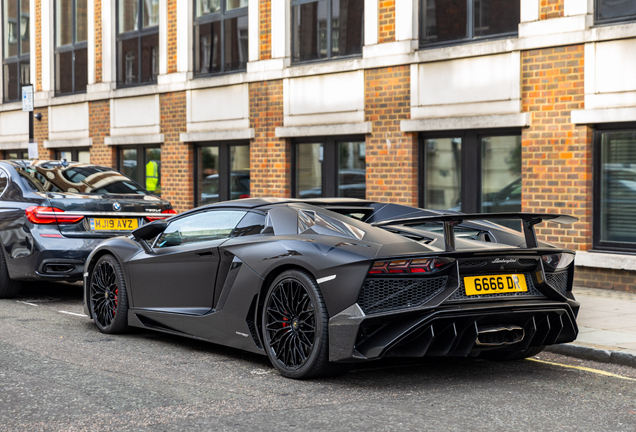 Lamborghini Aventador LP750-4 SuperVeloce Roadster