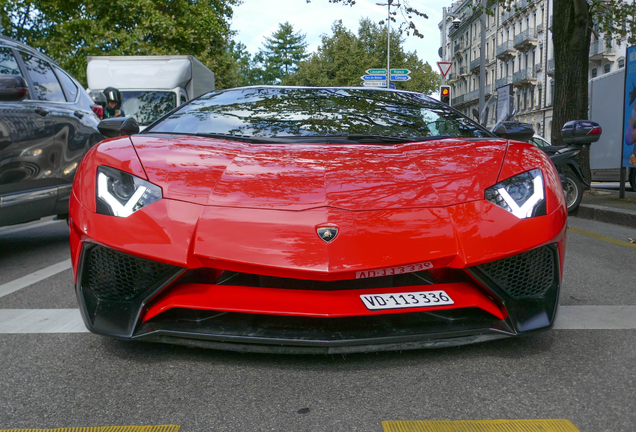 Lamborghini Aventador LP750-4 SuperVeloce Roadster