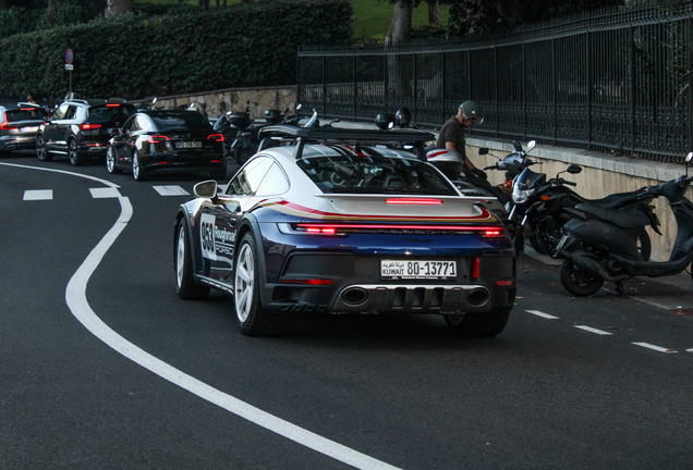 Porsche 992 Dakar