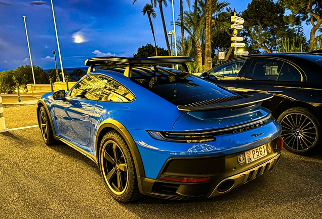 Porsche 992 Dakar