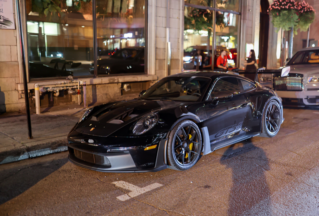 Porsche 992 GT3 RS Weissach Package