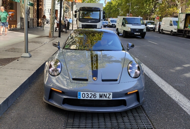 Porsche 992 GT3 Touring