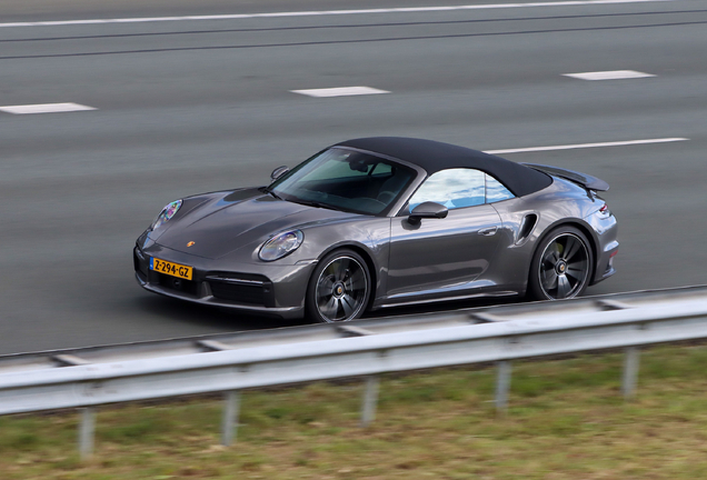 Porsche 992 Turbo S Cabriolet