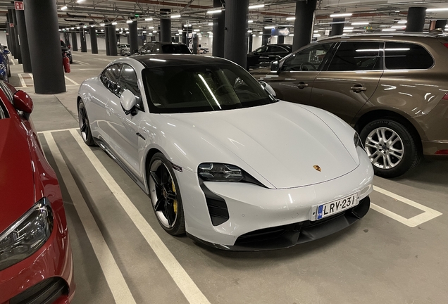 Porsche Taycan Turbo S