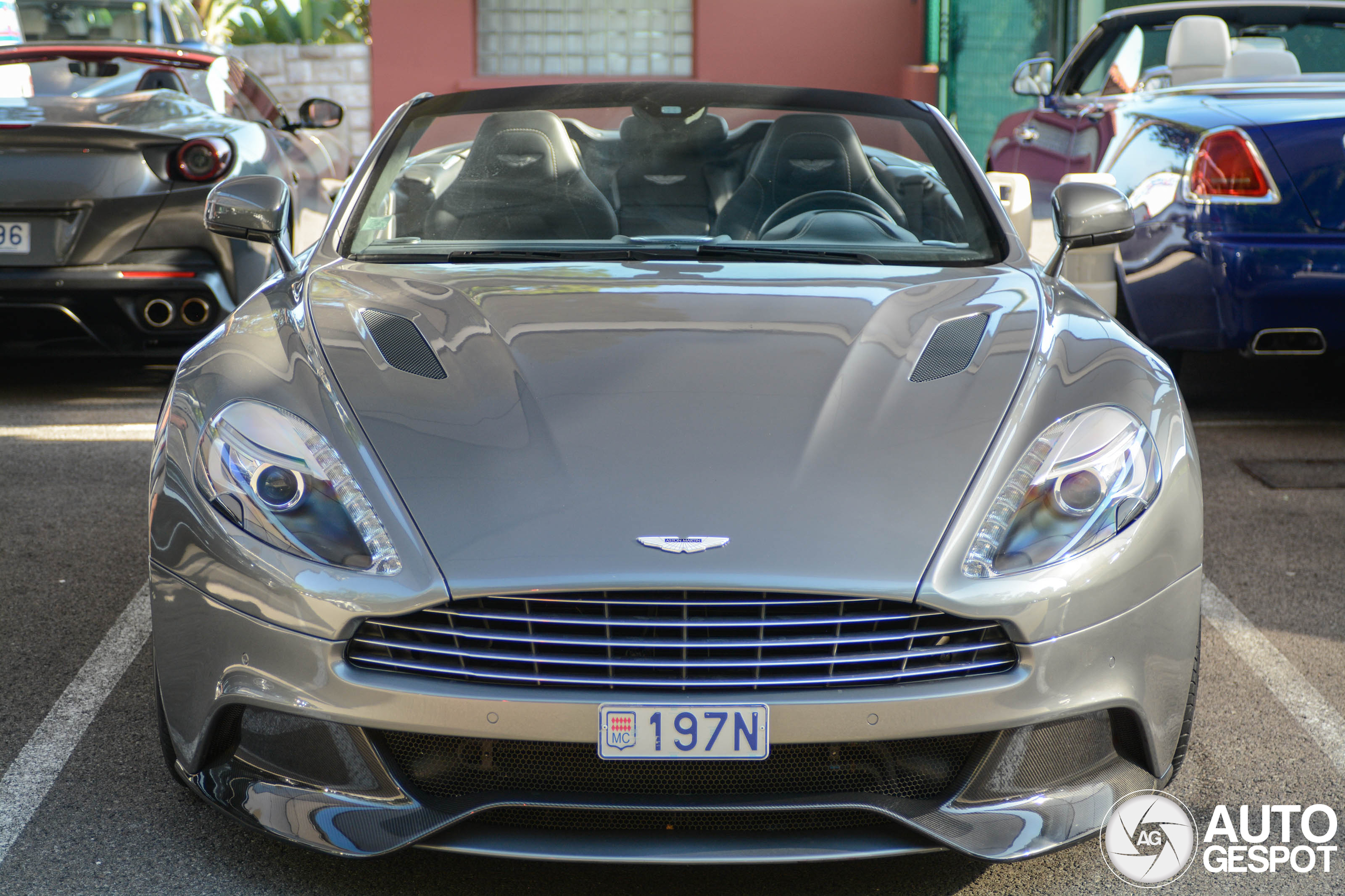 Aston Martin Vanquish Volante