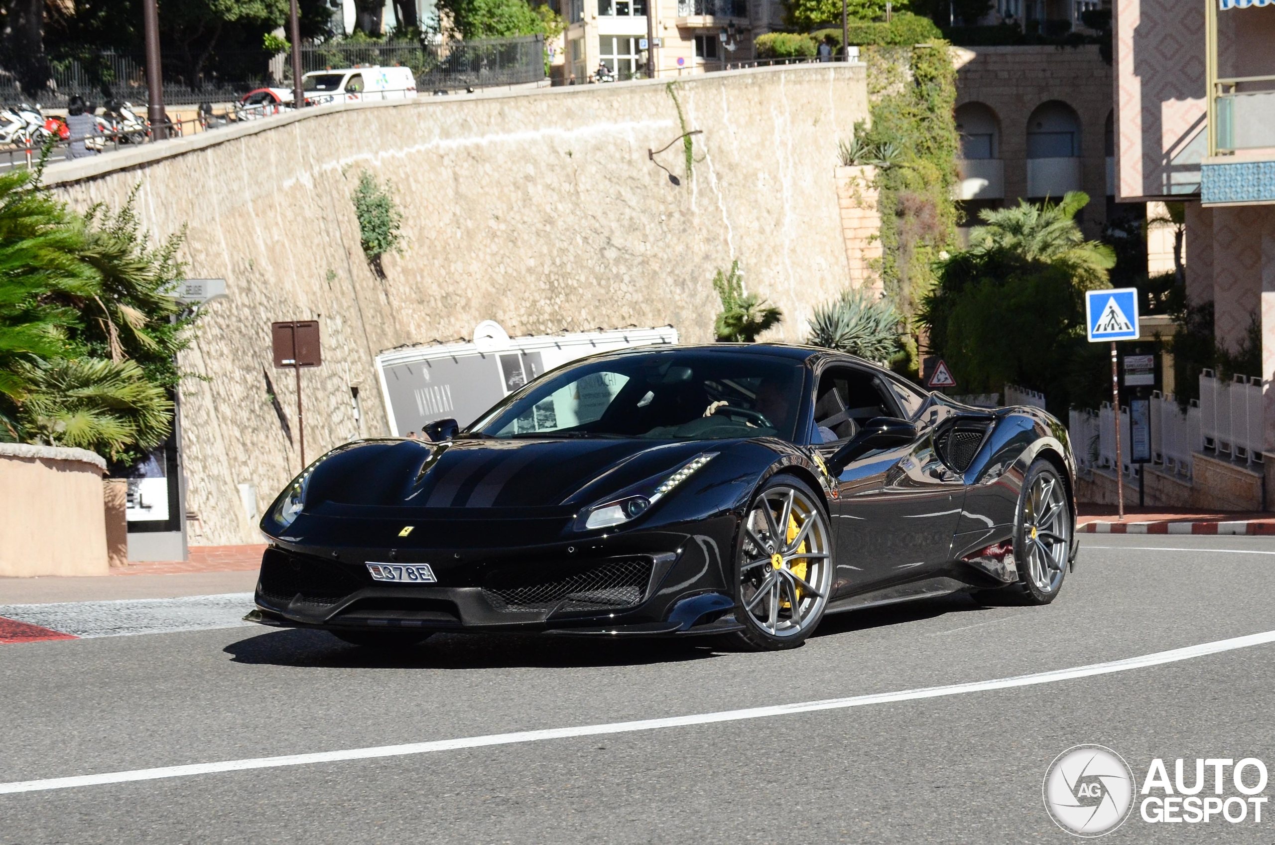 Ferrari 488 Pista