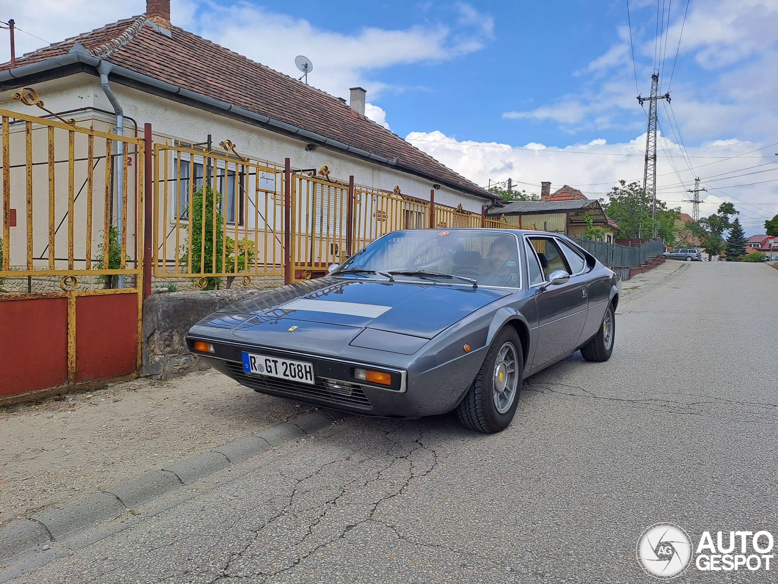 Ferrari Dino 208 GT4