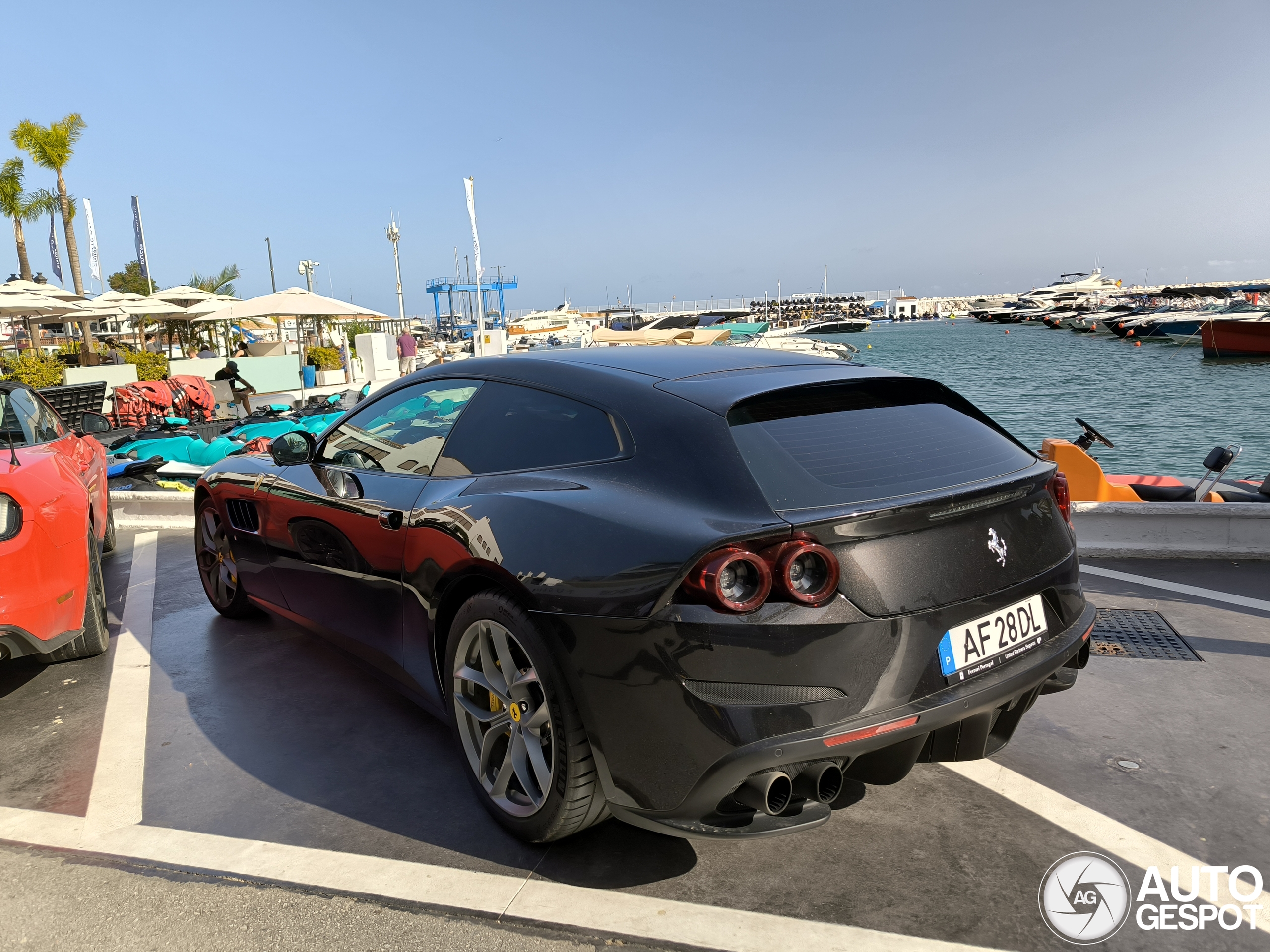 Ferrari GTC4Lusso T