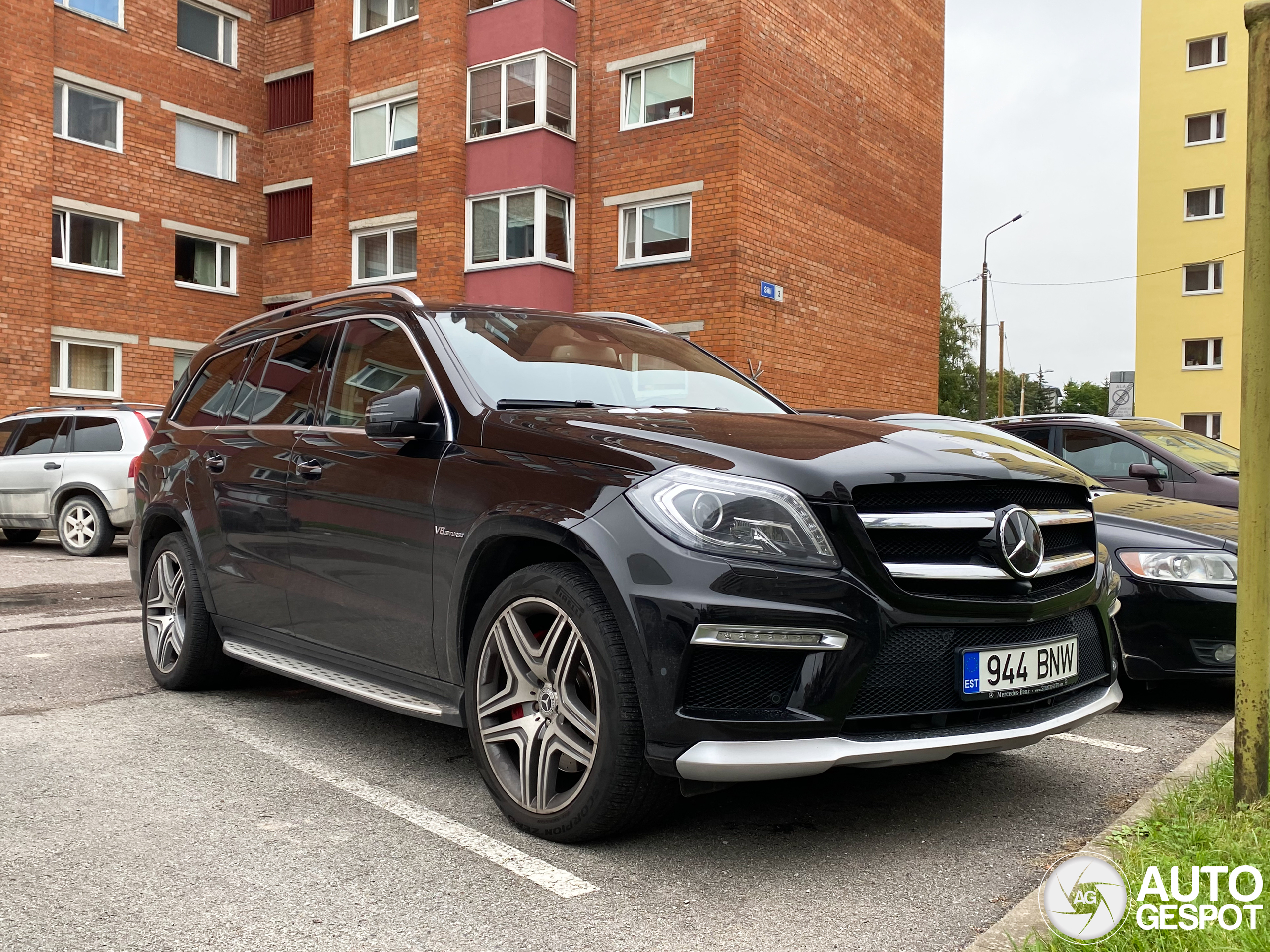 Mercedes-Benz GL 63 AMG X166