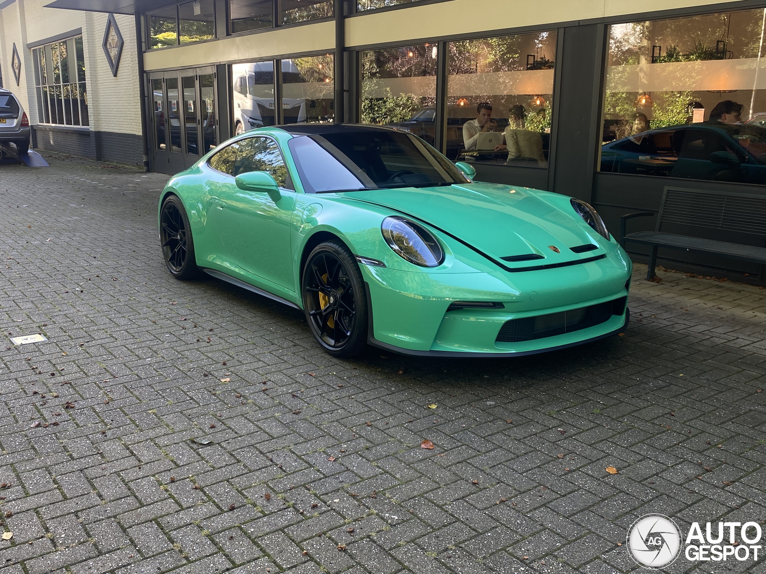 Porsche 992 GT3 Touring