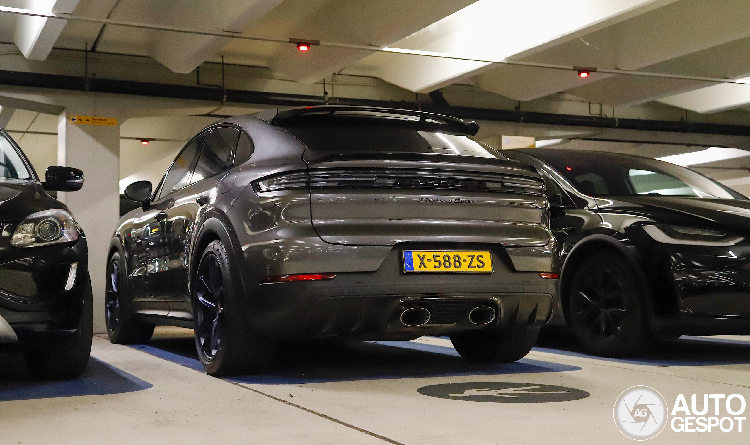 Porsche Cayenne Coupé Turbo E-Hybrid