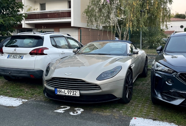 Aston Martin DB11 V8 Volante