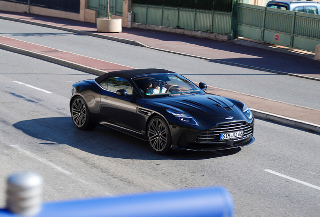 Aston Martin DB12 Volante