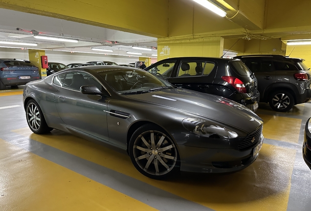 Aston Martin DB9