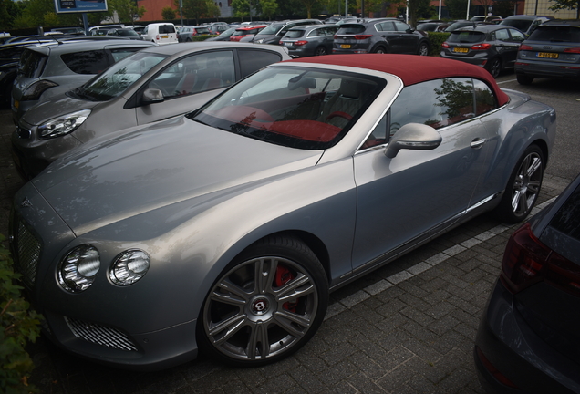 Bentley Continental GTC V8