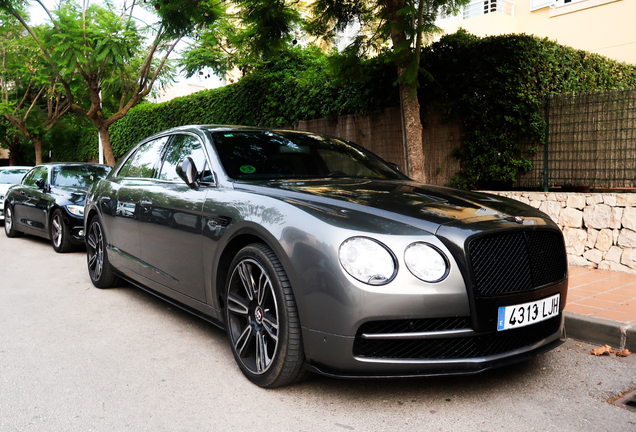 Bentley Flying Spur V8