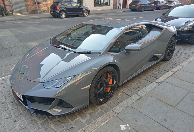 Lamborghini Huracán LP640-4 EVO