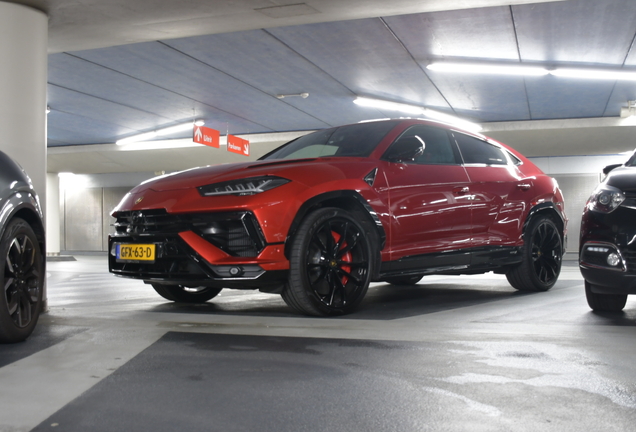 Lamborghini Urus S