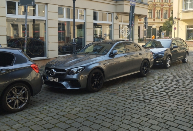 Mercedes-AMG E 63 S W213