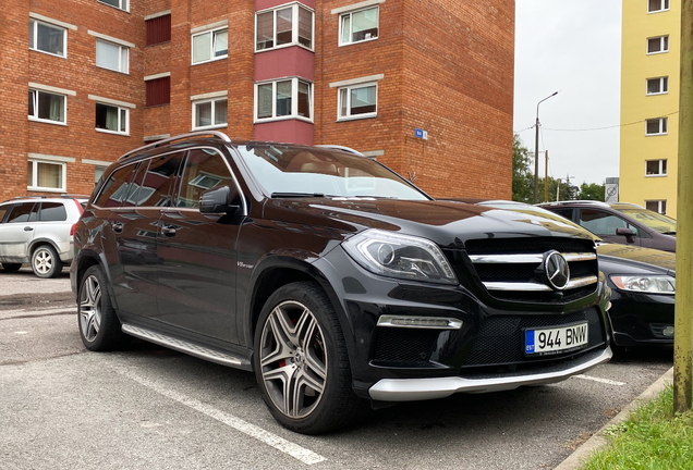 Mercedes-Benz GL 63 AMG X166