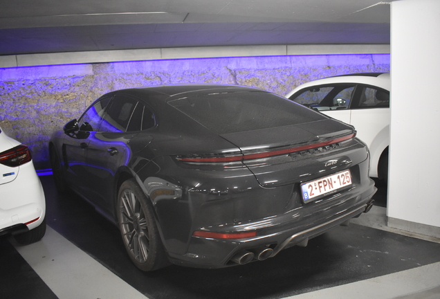 Porsche 972 Panamera Turbo E-Hybrid