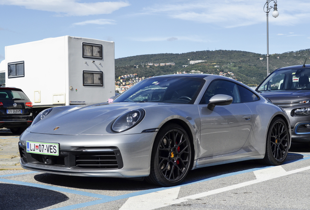 Porsche 992 Carrera S