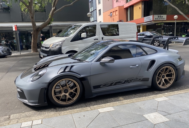 Porsche 992 GT3 RS Weissach Package