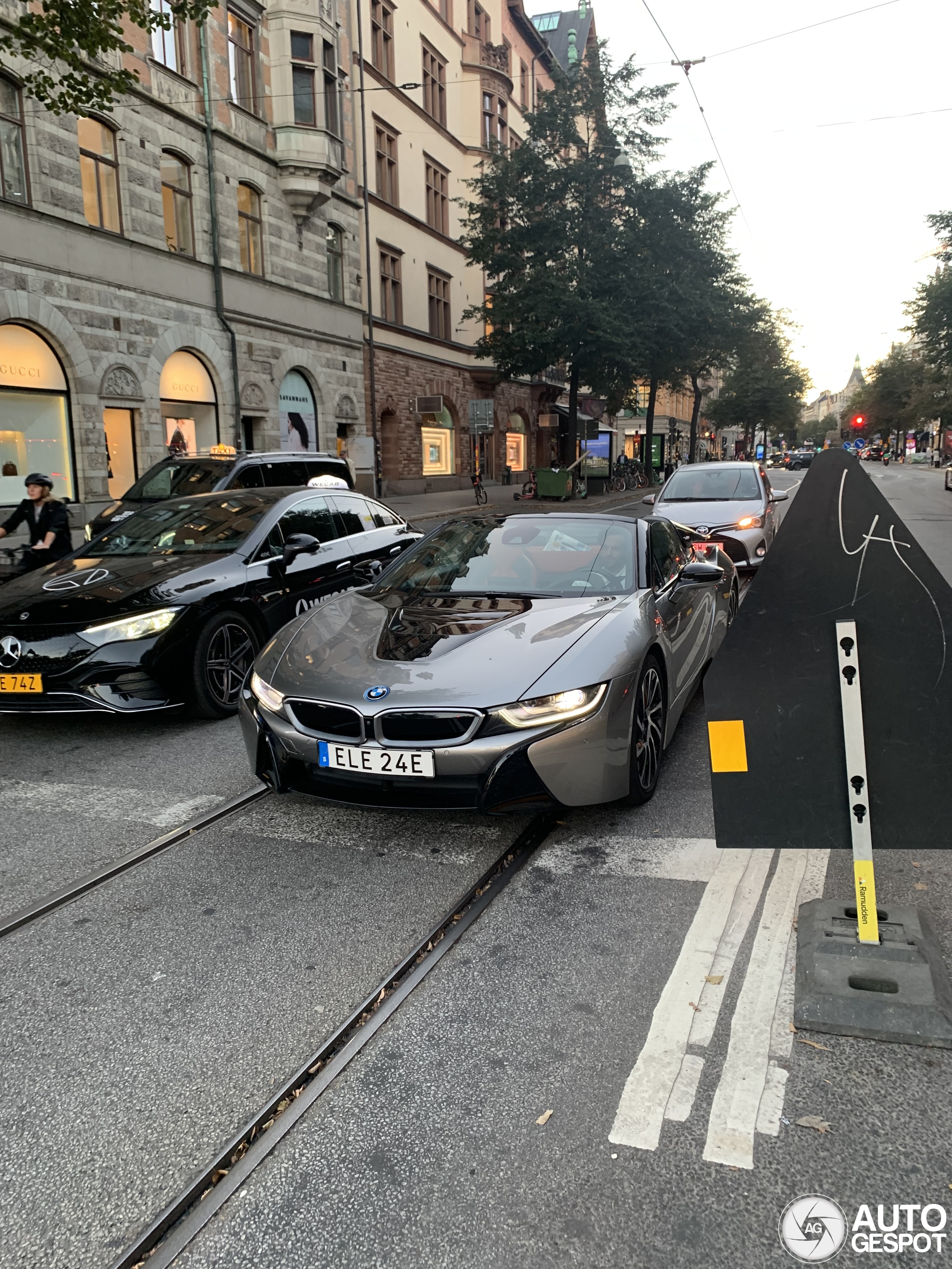 BMW i8 Roadster