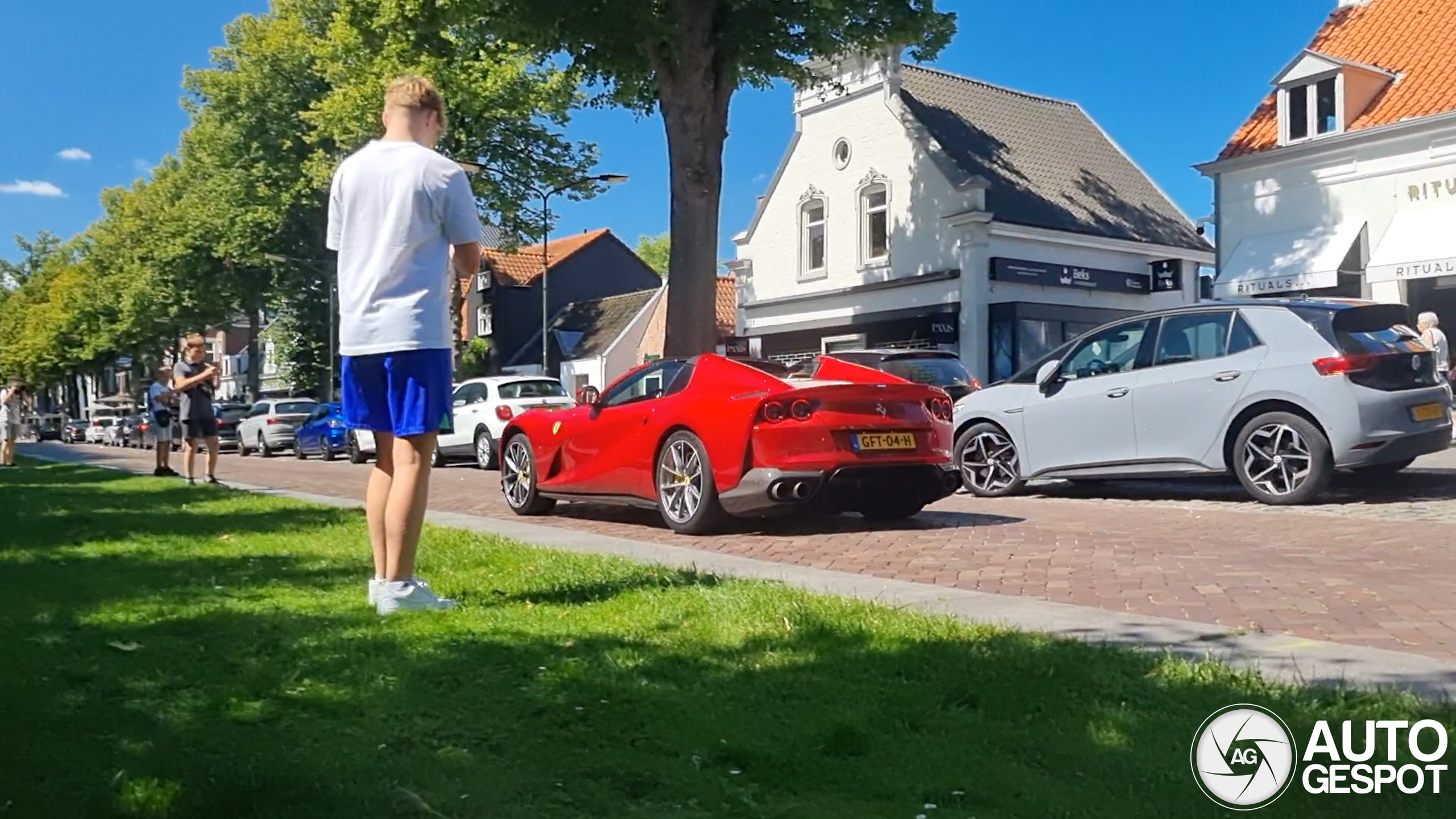 Ferrari 812 GTS