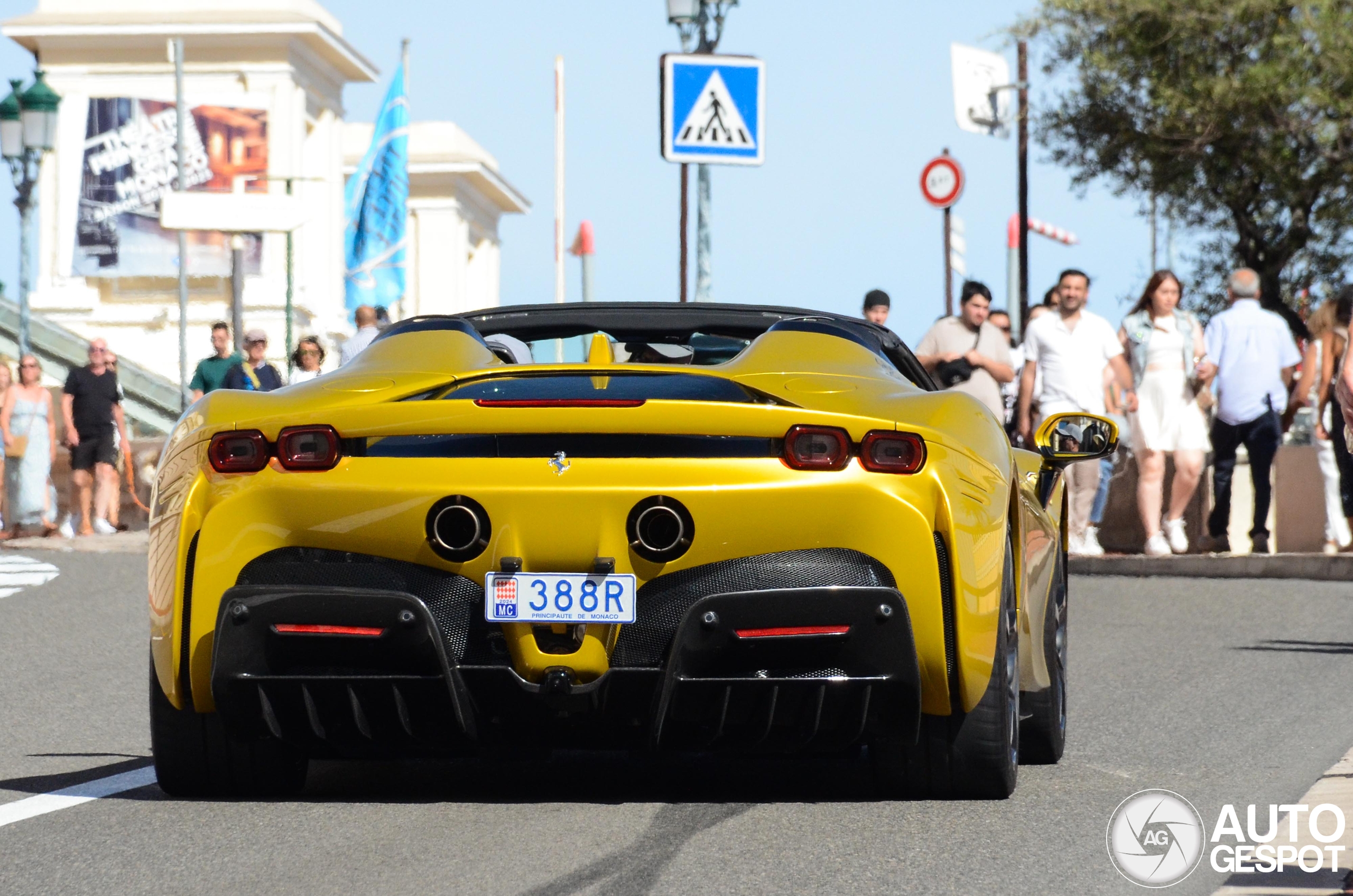 Ferrari SF90 Spider