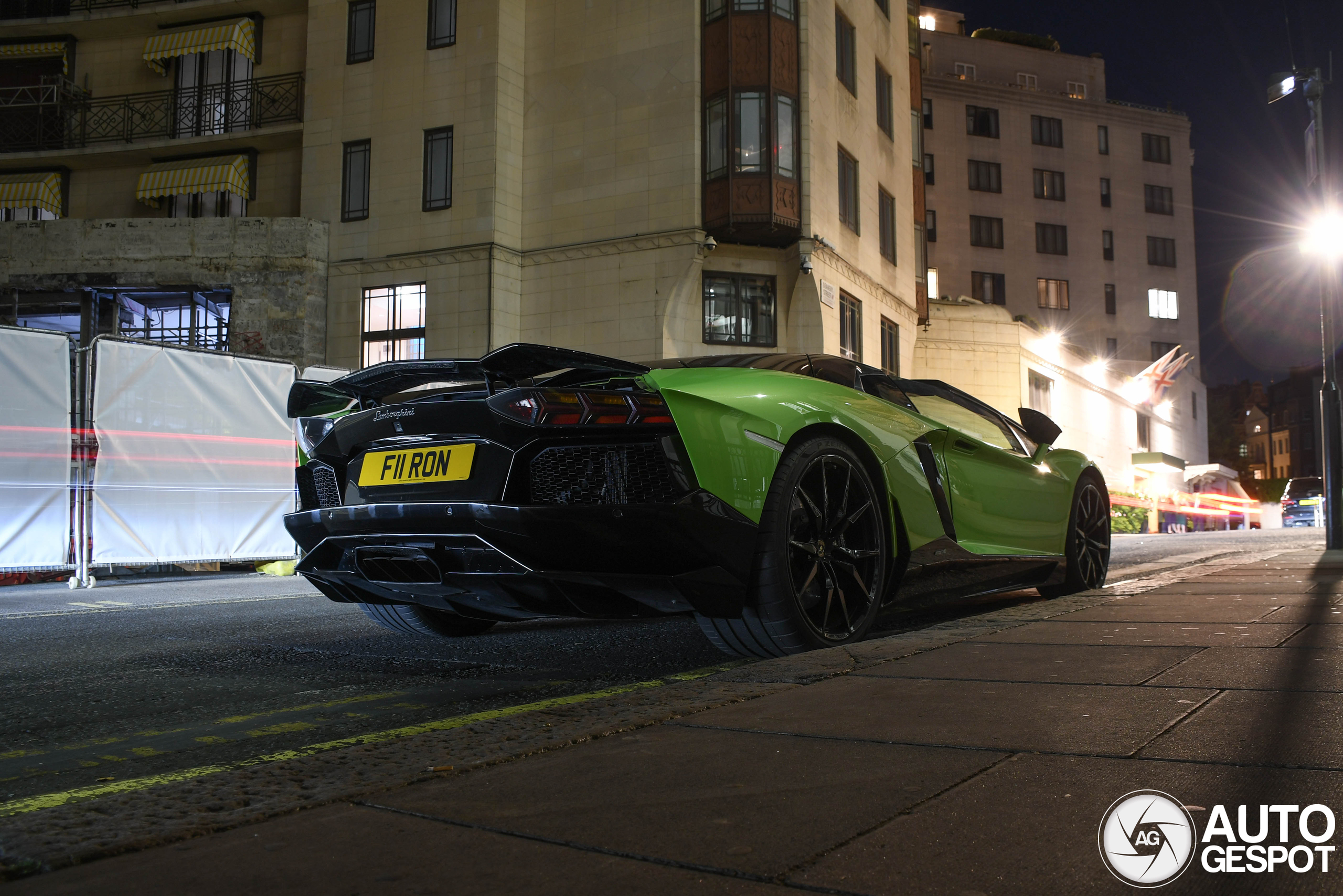 Lamborghini Aventador LP700-4 Roadster