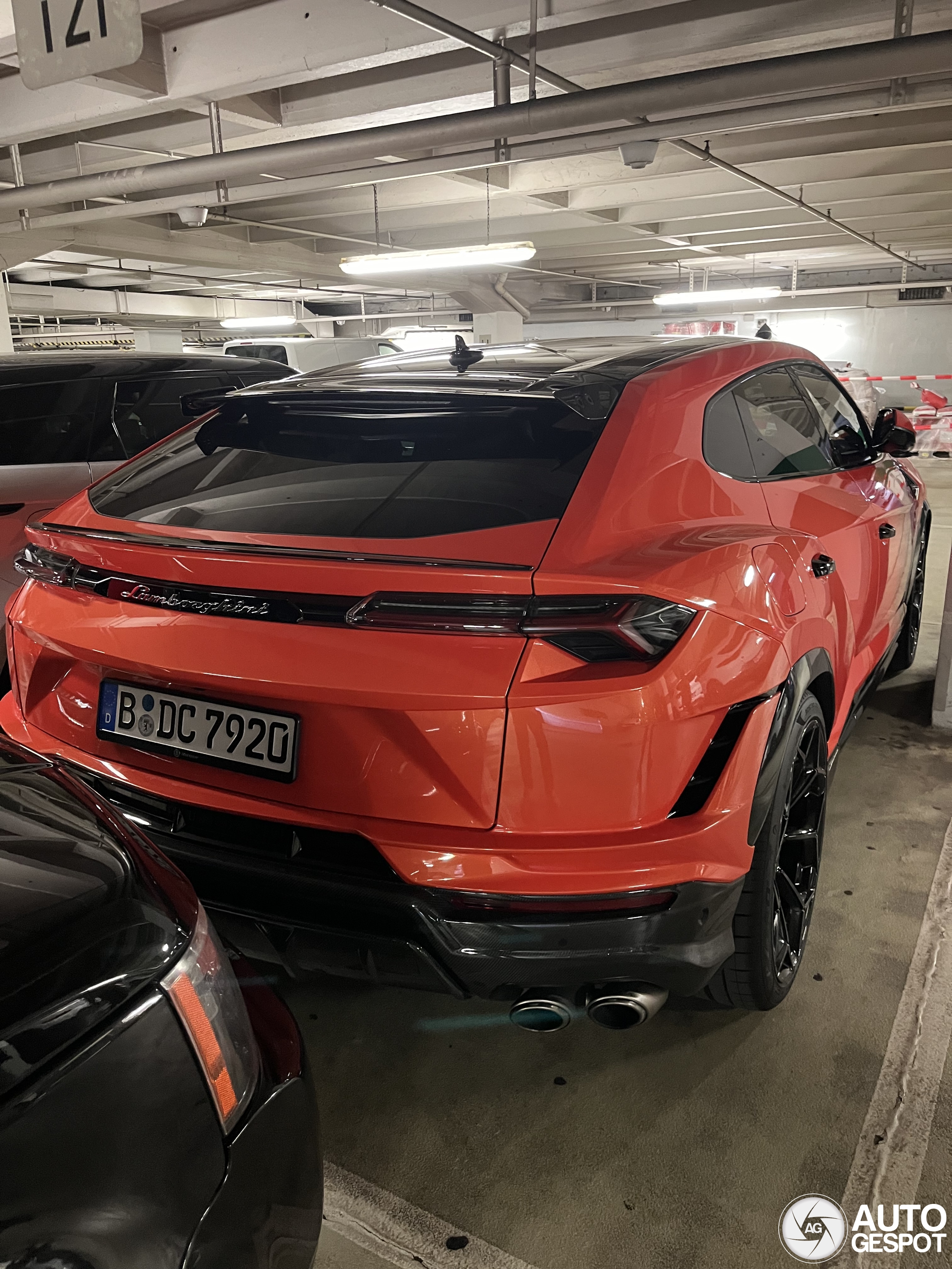 Lamborghini Urus Performante